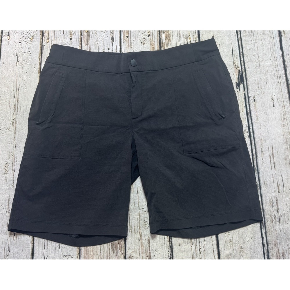 Athleta Shorts Womens 16 Black Trekkie North Mid Rise Burmuda Performance Hiking